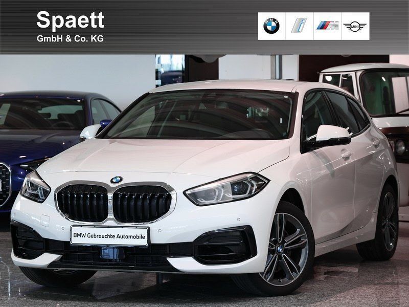 Alpinweiß uni Gebraucht 2022 BMW 116 Sport Line Kleinwagen | 21.800 € (Fairer Preis) - Bild 1/4