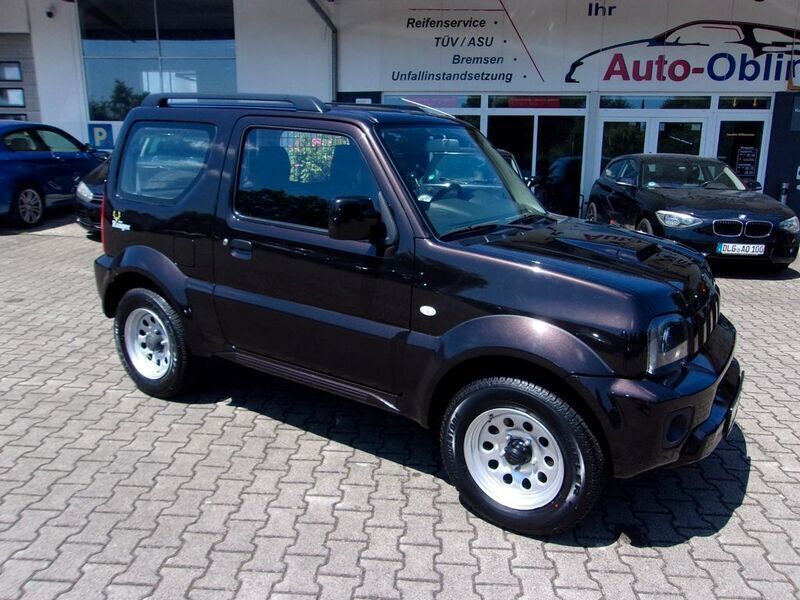 Braun Gebraucht 2016 Suzuki Jimny Club SUV | 17.800 € (Etwas zu teuer) - Bild 1/4