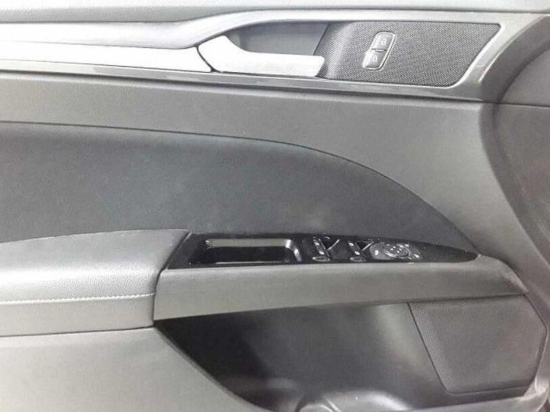 Gebraucht Ford Mondeo Trend 150 PS (110 kW) 2022 Polarsilber metallic Kombi