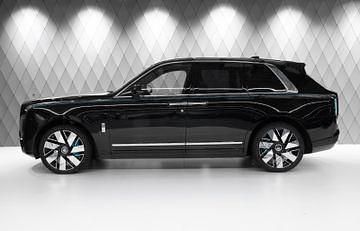 Neu Rolls Royce Cullinan 571 PS (419 kW) 2026 Schwarz SUV