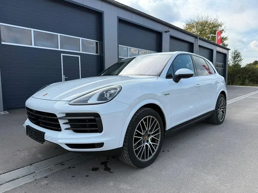Gebraucht Porsche Cayenne Platinum Edition 462 PS (339 kW) 2023 Weiß SUV
