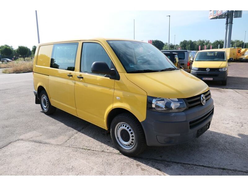 Gebraucht VW T5 84 PS (61 kW) 2011 Ginstergelb r1032 Van