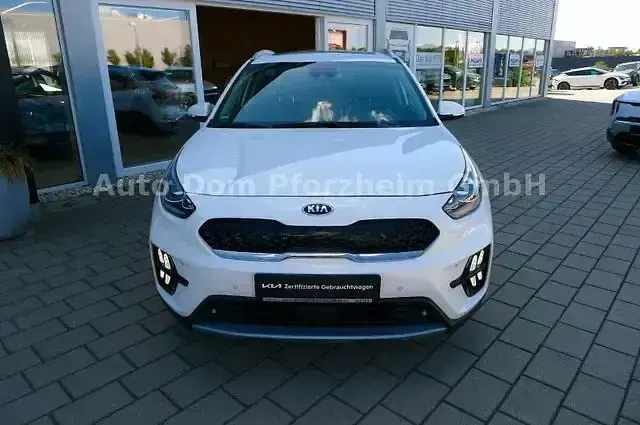 Gebraucht Kia Niro Spirit 141 PS (103 kW) 2020 Weiß SUV