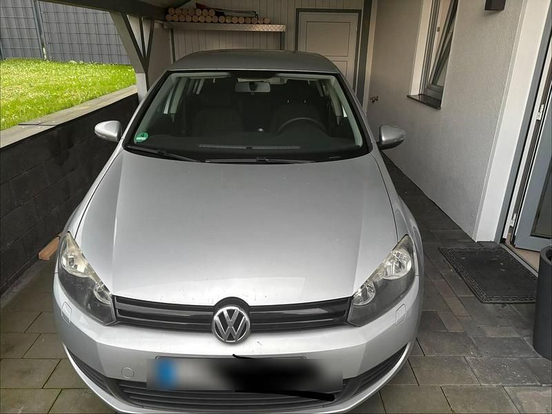 Silber Gebraucht 2009 VW Golf VI Limousine | 4.250 € (Fairer Preis) - Bild 1/4