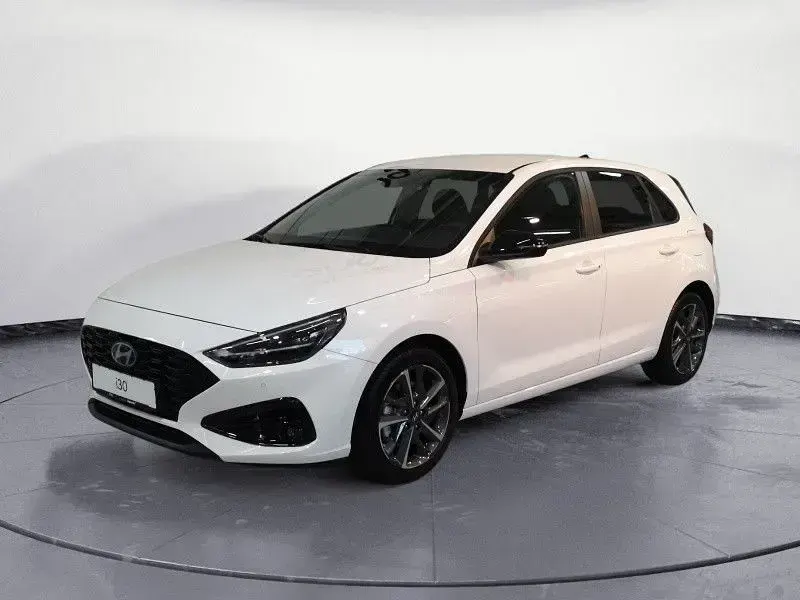 Gebraucht Hyundai i30 Trend 150 PS (110 kW) 2026 Limousine