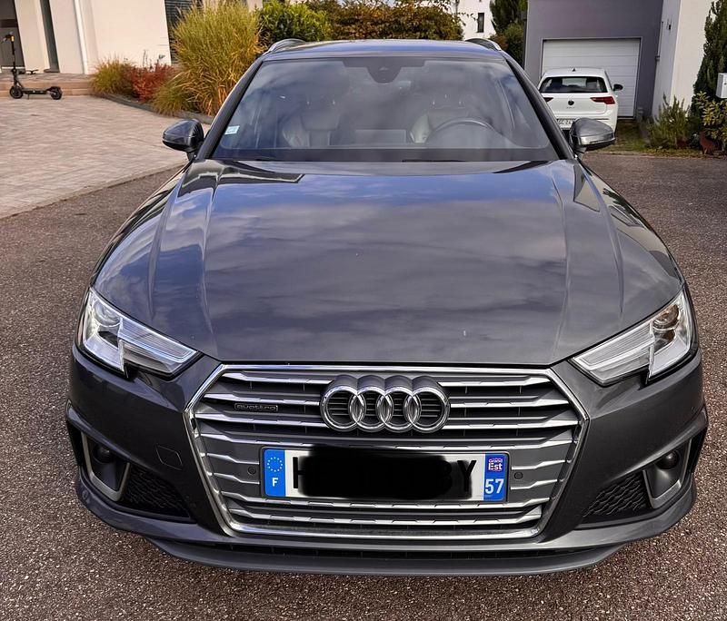 Grau Gebraucht 2019 Audi A4 S-Line Kombi | 29.200 € (Fairer Preis) - Bild 1/4
