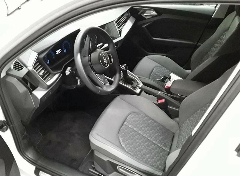 Gebraucht Audi A1 110 PS (80 kW) 2024 Weiß SUV