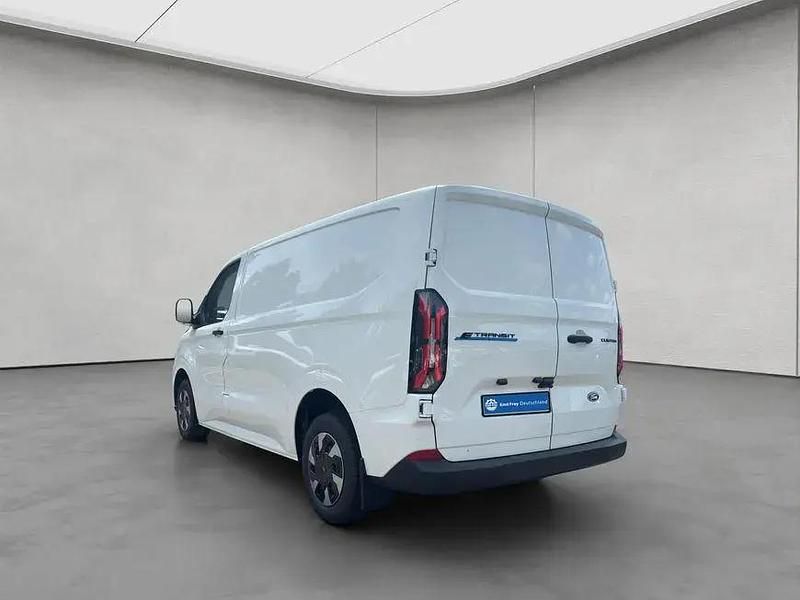 Neu Ford E-Transit Trend 100 kW (136 PS) 2026 Weiß Van