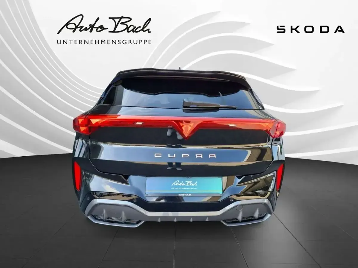 Gebraucht Cupra Terramar VZ 265 PS (194 kW) 2025 Schwarz (mythosschwarz) SUV