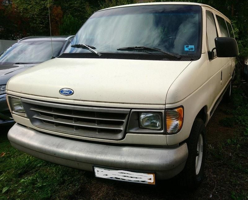 Weiß Gebraucht 1994 Ford Econoline Van | 9.950 € - Bild 1/4