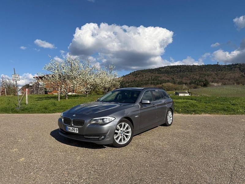 Gebraucht BMW 528 258 PS (189 kW) 2010 Silber Kombi