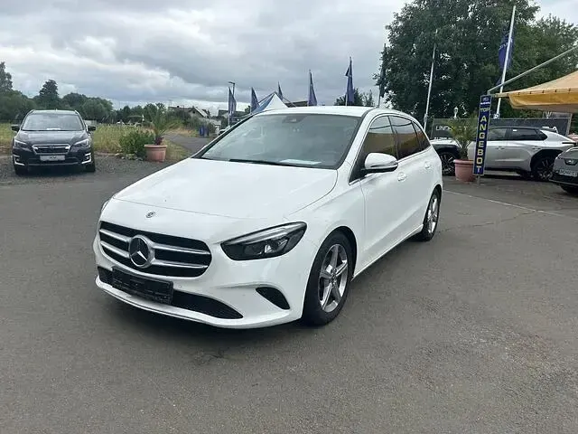 Gebraucht Mercedes B180 Progressive 136 PS (100 kW) 2019 Kleinwagen