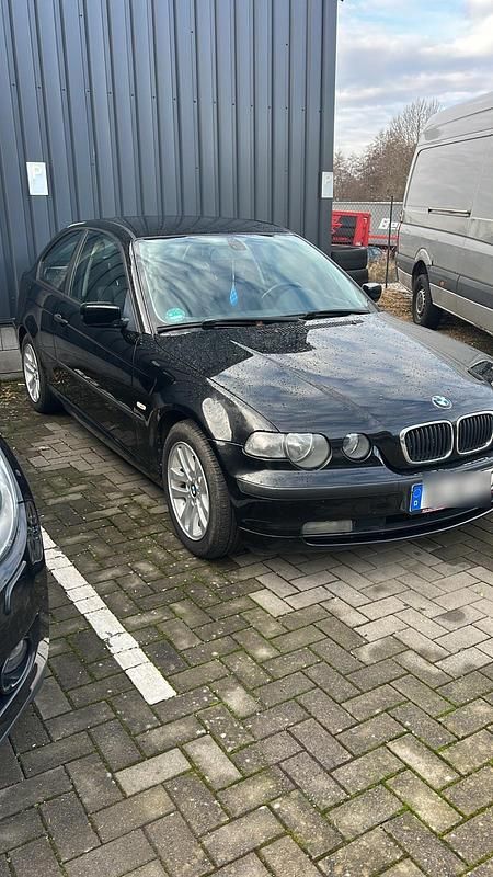 Gebraucht BMW 316 Compact 115 PS (84 kW) 2003 Schwarz Kleinwagen