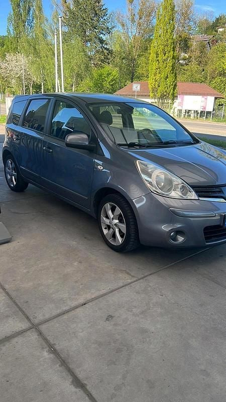 Second-hand Nissan Note 88 CP (64 kW) 2009 Andere farben Hatchback