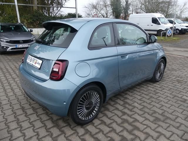 Gebraucht Fiat 500e Icon 86 kW (118 PS) 2022 Blau Kleinwagen