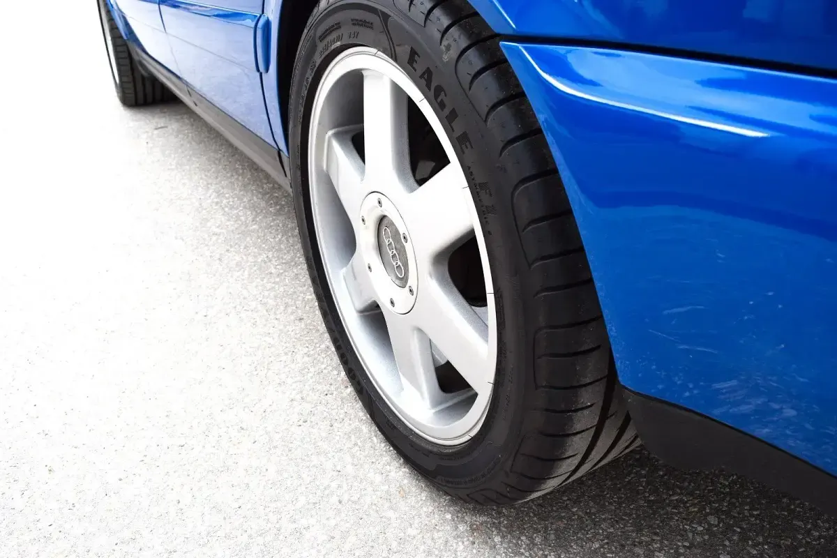 Gebraucht Audi S6 326 PS (239 kW) 1995 Blau Kombi