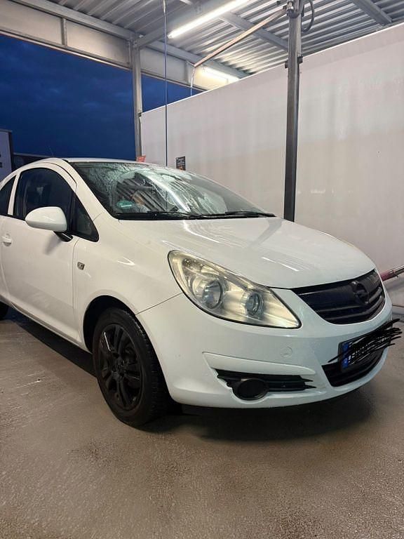 Gebraucht Opel Corsa 80 PS (58 kW) 2008 Weiß Kleinwagen