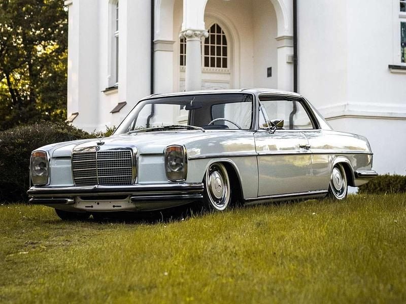 Gebraucht Mercedes W114 131 PS (96 kW) 1973 Weiß Coupé