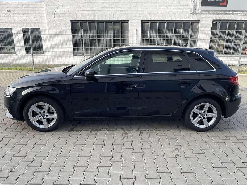 Gebraucht Audi A3 Sport 150 PS (110 kW) 2017 Schwarz Limousine