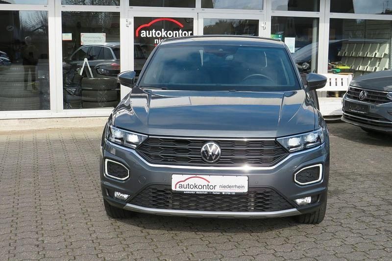 Gebraucht VW T-Roc Sport 150 PS (110 kW) 2022 Grau SUV