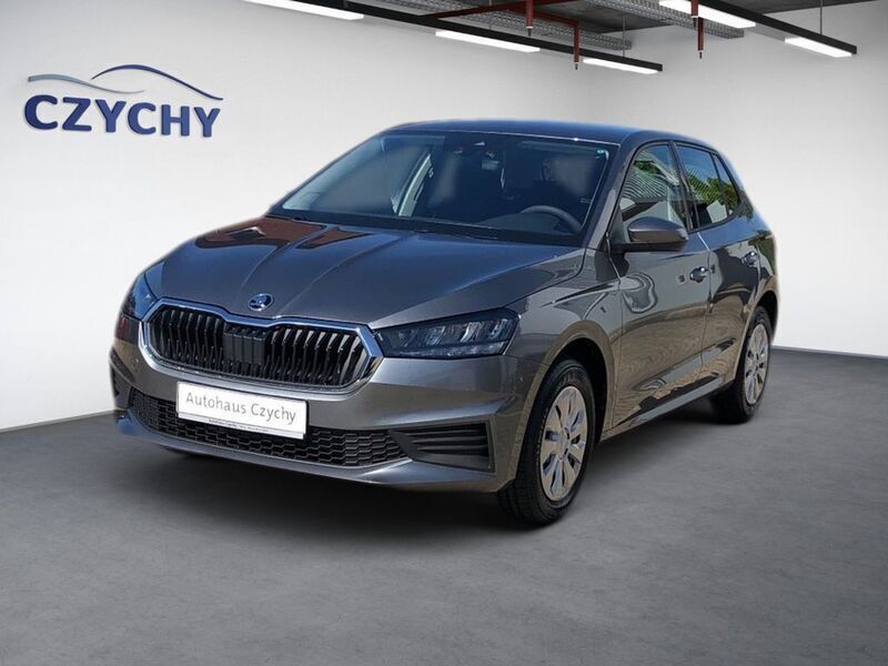 Grau Gebraucht 2023 Skoda Fabia Active Kleinwagen | 18.950 € (Etwas zu teuer) - Bild 1/4