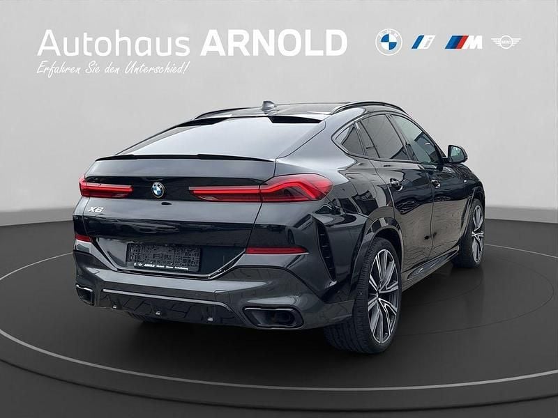Gebraucht BMW X6 M Sport 340 PS (250 kW) 2022 Saphirschwarz SUV