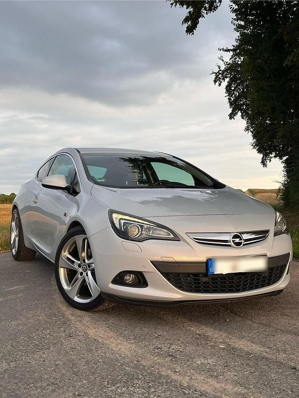 Gebraucht 2012 Opel Astra GTC Coupé | 5.900 € (Fairer Preis) - Bild 1/4