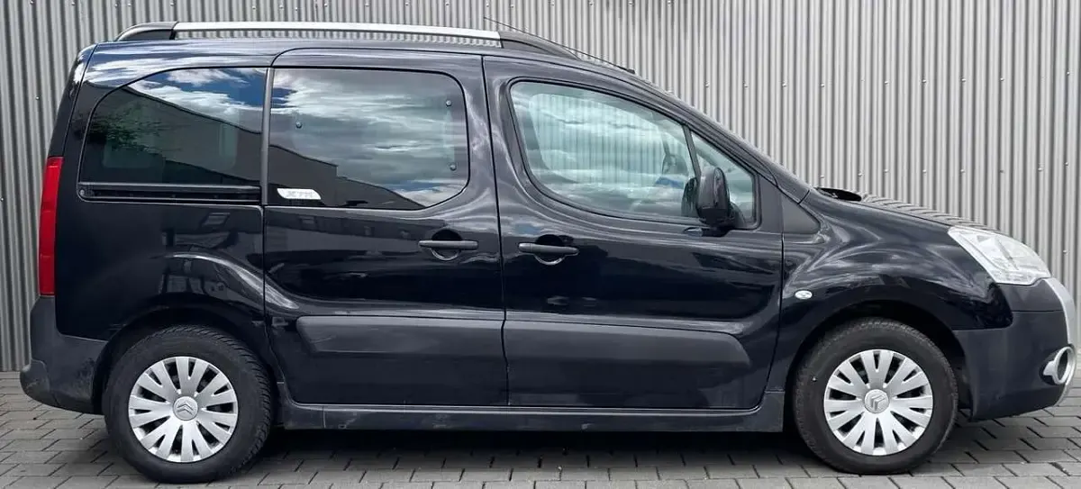 Gebraucht Citroën Berlingo XTR 111 PS (81 kW) 2011 Schwarz Van / Kleinbus