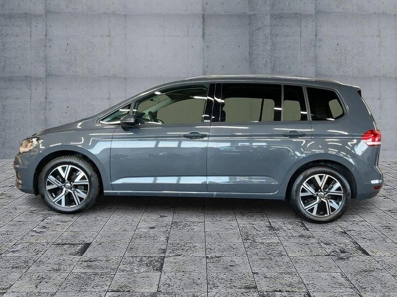 Gebraucht VW Touran Move 150 PS (110 kW) 2024 Delfingrau metallic Van / Kleinbus