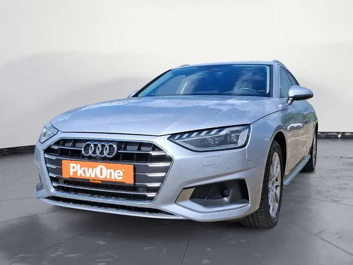 Gebraucht Audi A4 Sport 163 PS (119 kW) 2023 Kombi