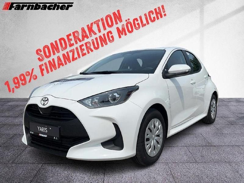 Super white 2 Gebraucht 2021 Toyota Yaris Hybrid Business Edition Limousine | 24.890 € (Teuer) - Bild 1/4