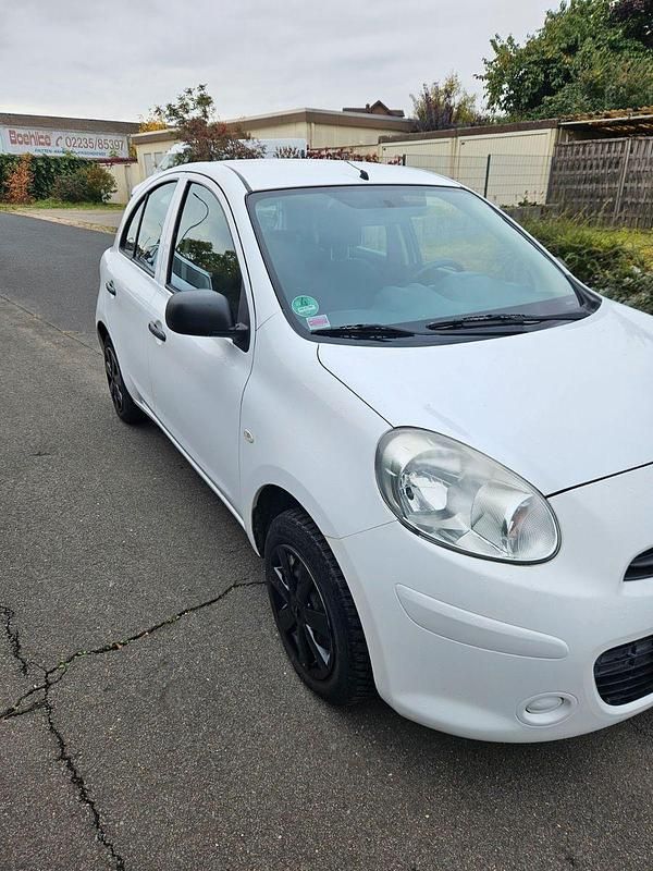 Gebraucht Nissan Micra Visia 80 PS (58 kW) 2013 Weiß Kleinwagen