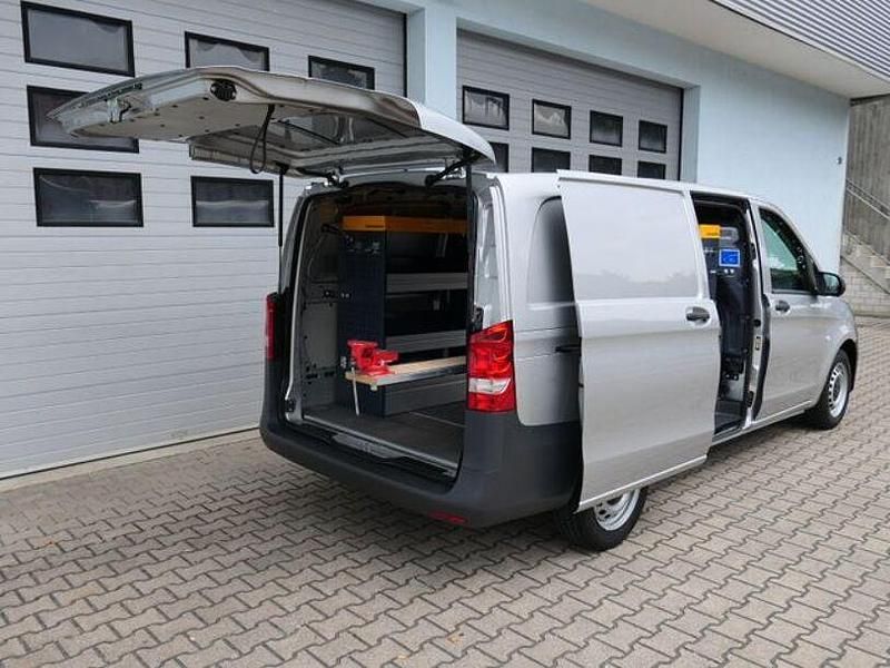Gebraucht Mercedes Vito 114 PS (83 kW) 2019 Silber Van