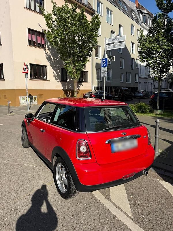 Second-hand Mini ONE 95 CP (69 kW) 2009 Roșu Hatchback
