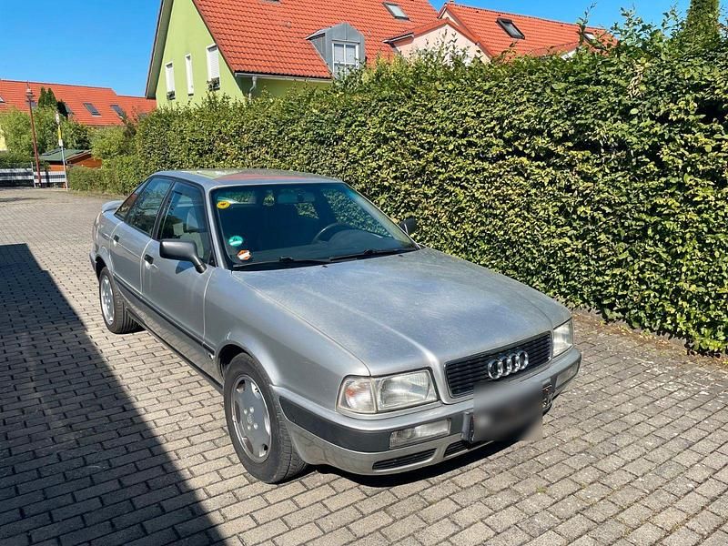 Silber Gebraucht 1992 Audi 80 Limousine | 2.590 € - Bild 1/4