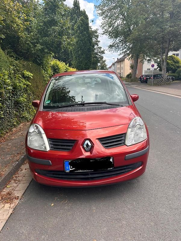 Rot Gebraucht 2006 Renault Modus Dynamique Van / Kleinbus | 4.300 € (Teuer) - Bild 1/4