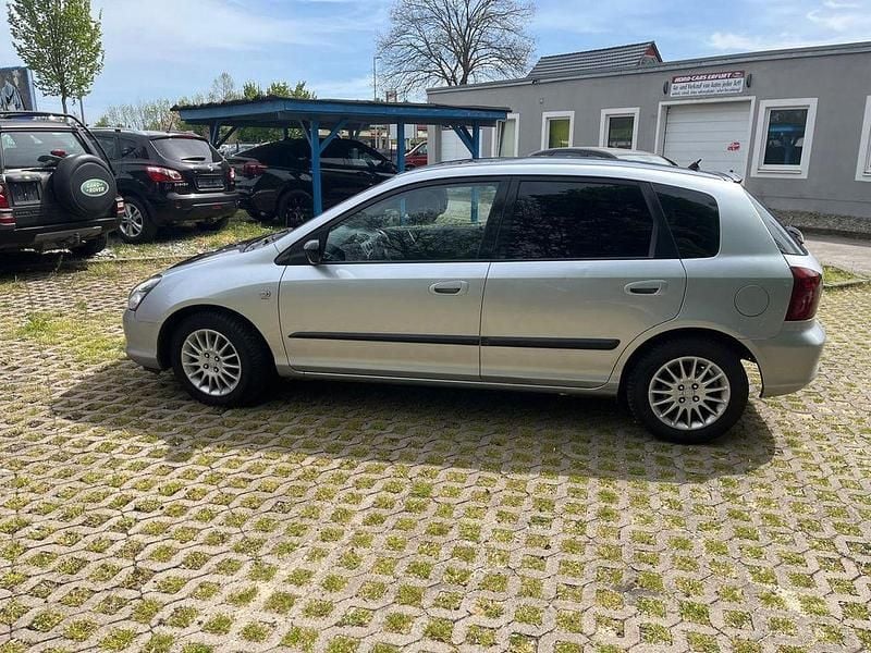 Second-hand Honda Civic LS 90 CP (66 kW) 2003 Argintiu Berlinǎ