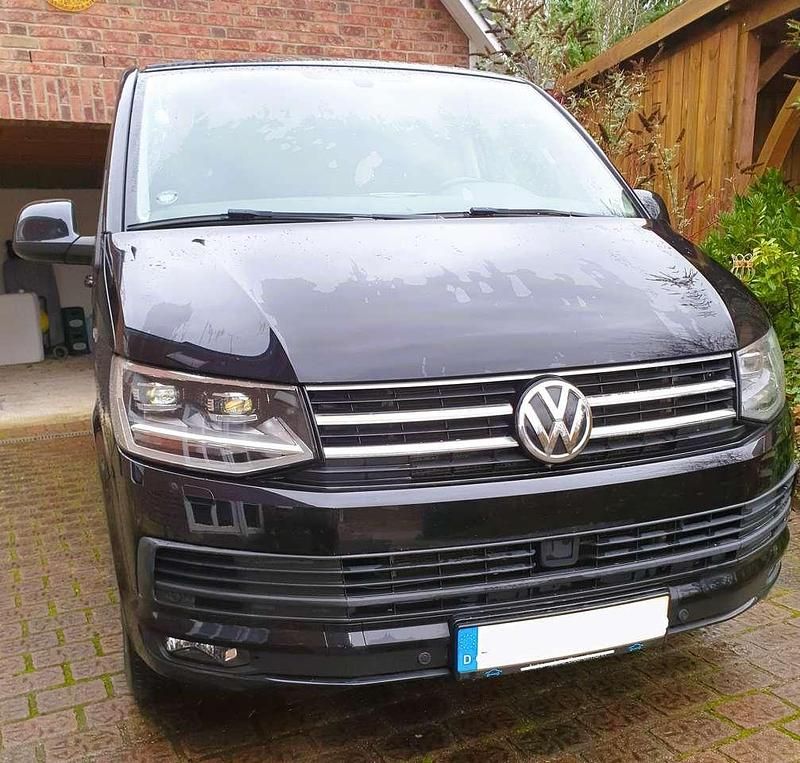 Gebraucht VW Multivan 204 PS (150 kW) 2016 Schwarz Van
