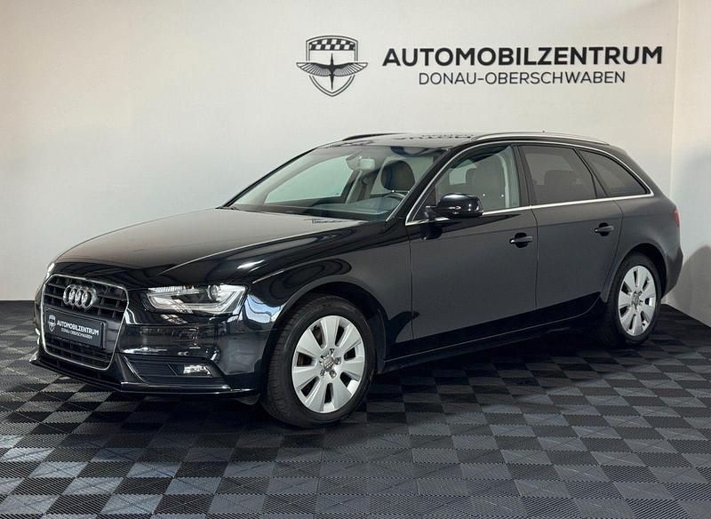 Gebraucht Audi A4 Attraction 143 PS (105 kW) 2012 Schwarz Kombi