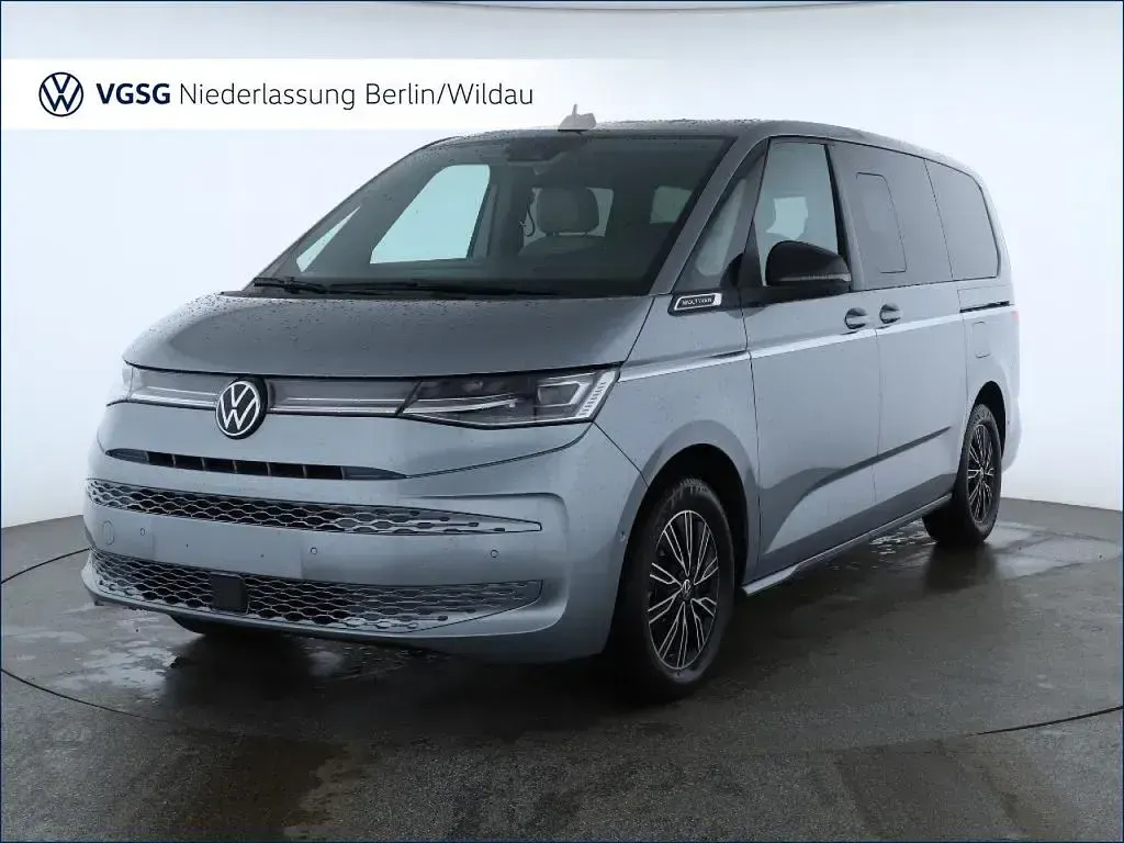 Używany VW Multivan Style 150 KM (110 kW) 2025 Srebrny Minivan
