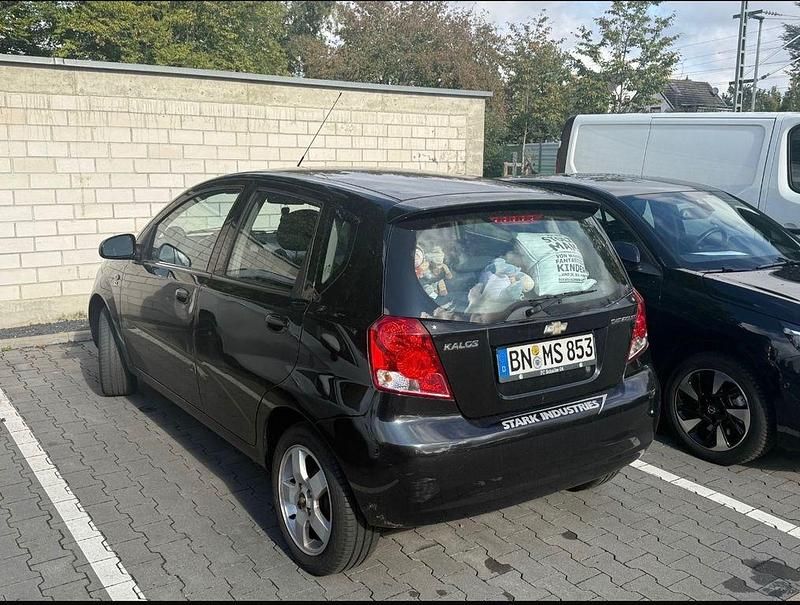 Gebraucht Chevrolet Kalos 72 PS (52 kW) 2007 Schwarz Limousine
