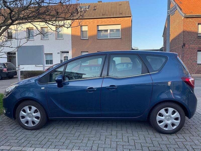 Gebraucht Opel Meriva 120 PS (88 kW) 2016 Blau Van / Kleinbus