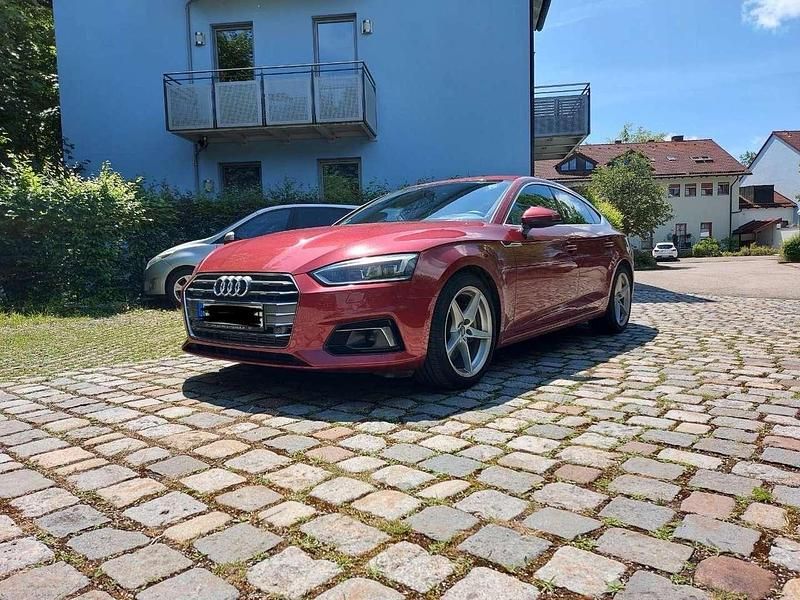 Rot Gebraucht 2018 Audi A5 Sportback Sport Limousine | 26.000 € (Fairer Preis) - Bild 1/4