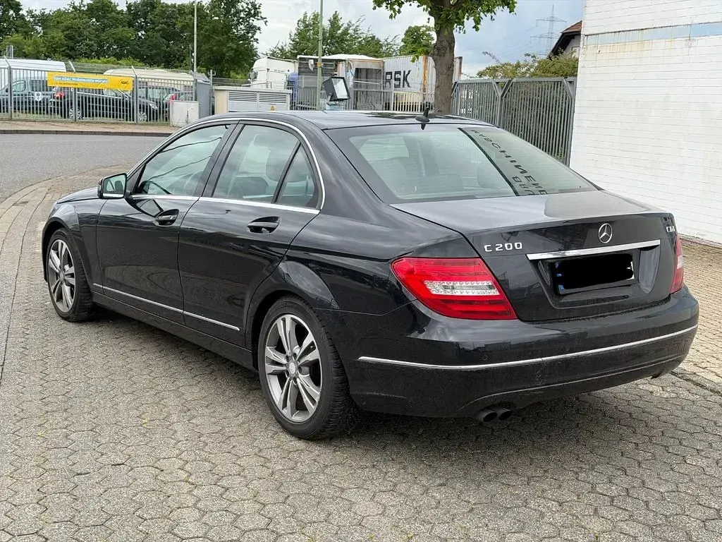 Gebraucht Mercedes C200 136 PS (100 kW) 2013 Schwarz Limousine