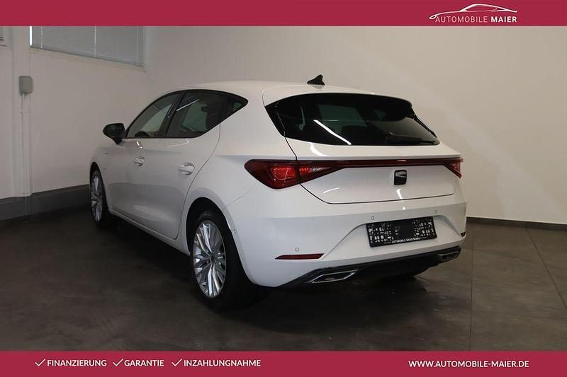 Gebraucht Seat Leon FR 204 PS (150 kW) 2021 Weiß Limousine