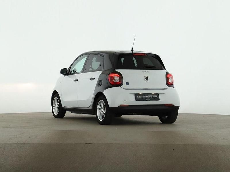 Gebraucht Smart ForFour Electric Drive 60 kW (82 PS) 2021 Weiß Limousine