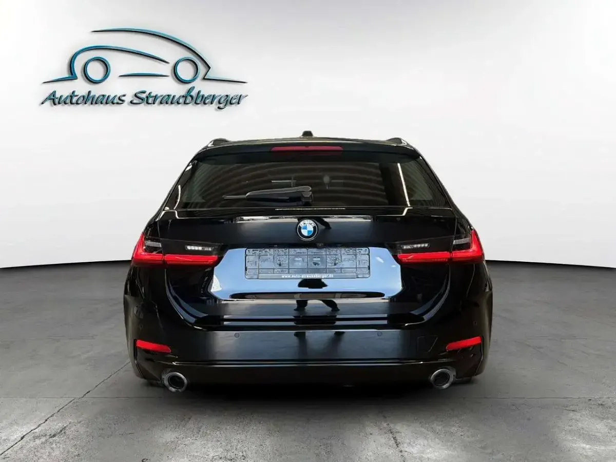 Gebraucht BMW 320 Shadowline 190 PS (139 kW) 2025 Schwarzkeine angabe Kombi
