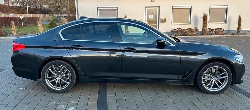 Gebraucht BMW 530e Efficient Dynamics 258 PS (189 kW) 2019 Schwarz Limousine