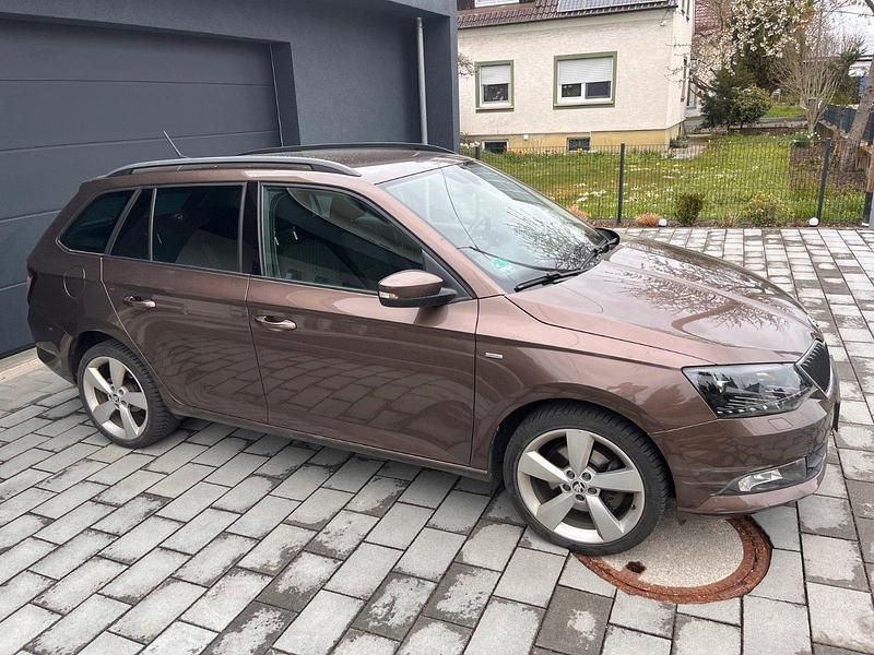Gebraucht Skoda Fabia Drive 110 PS (80 kW) 2018 Braun Kombi