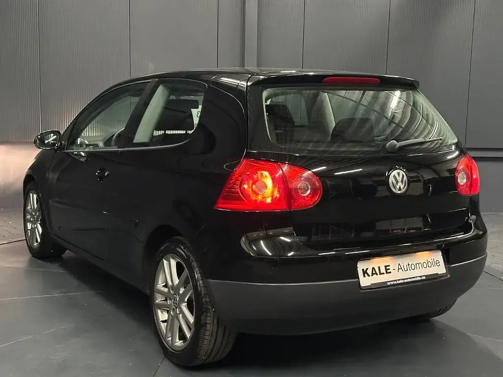 Gebraucht VW Golf IV Comfortline 105 PS (77 kW) 2004 Schwarz Limousine